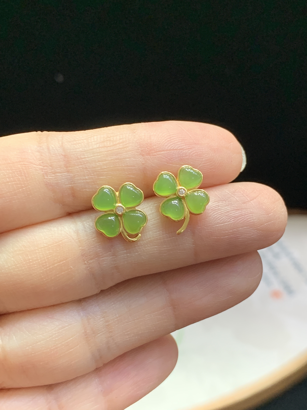 (惠雅珠宝）和田玉碧玉四叶草耳钉925银镀金镶嵌