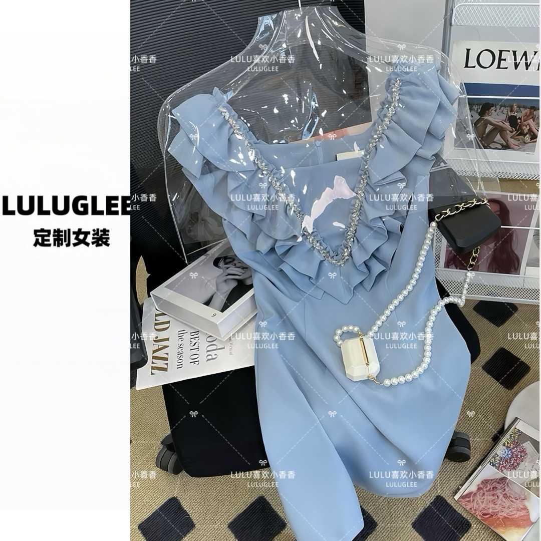 气质名媛荷叶边V领拼接镶钻连衣裙女夏季新款法式收腰无袖中长裙