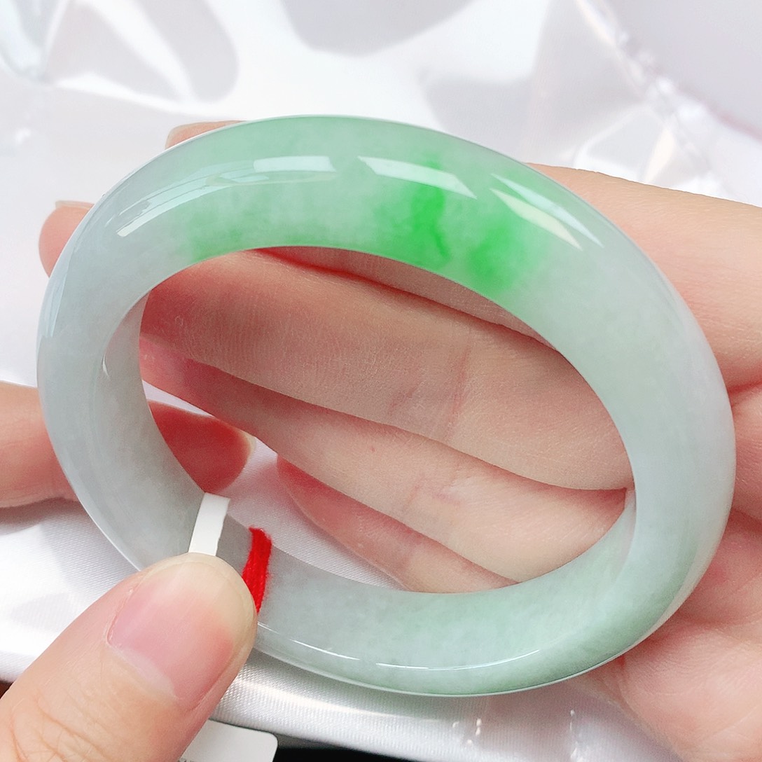 翡翠未镶嵌手镯抖音986