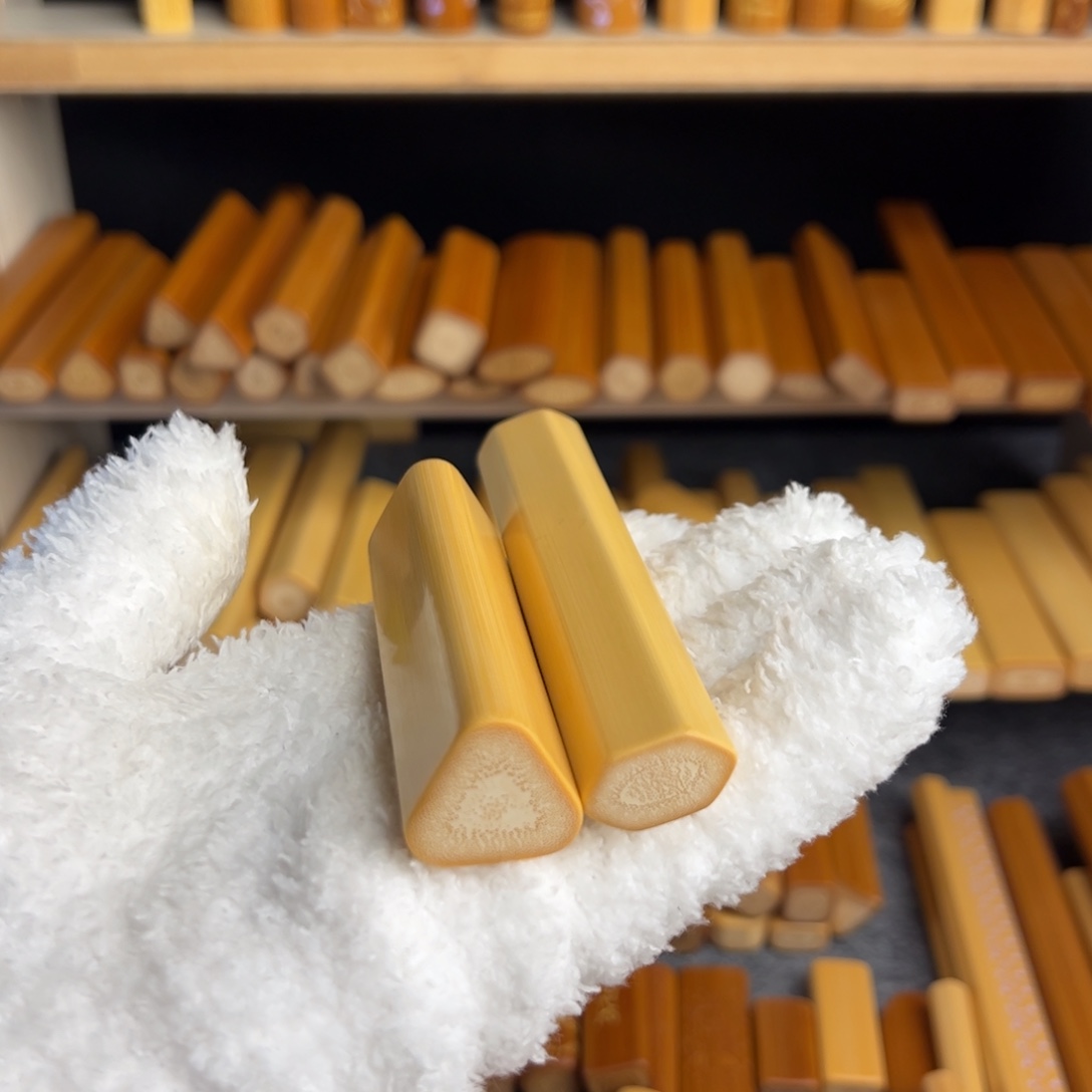 L***1三角倒角刻奶酪厚皮满密压手