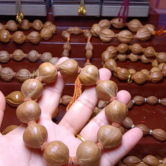 橄榄核手串/手链橄榄核手串铁核蒜头雕刻料2.0*2.0