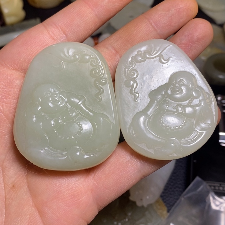 颈饰未镶嵌和田玉是****客