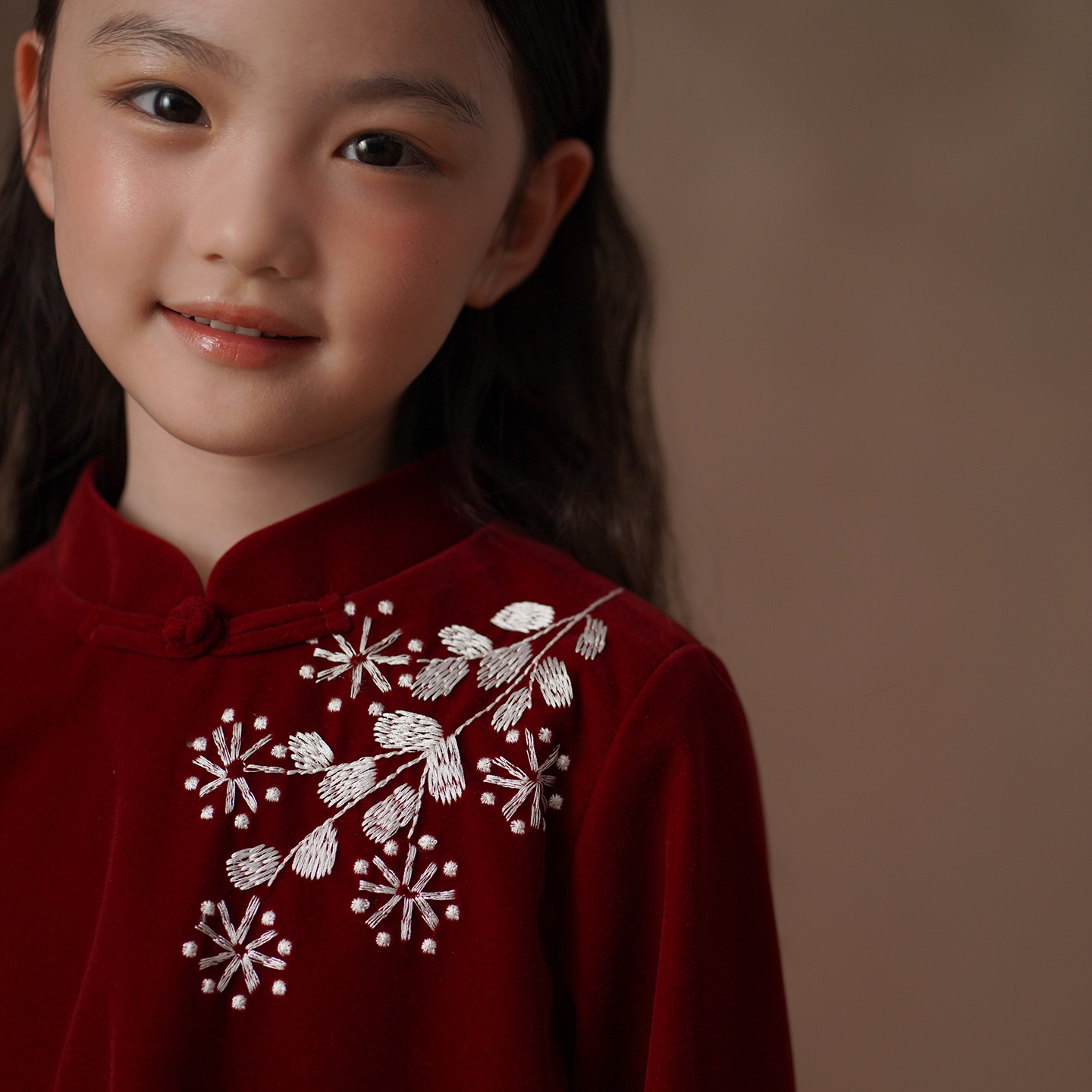 哈齿童装秋冬儿童加绒中长裙重工刺绣新中式连衣裙女童新年礼服裙