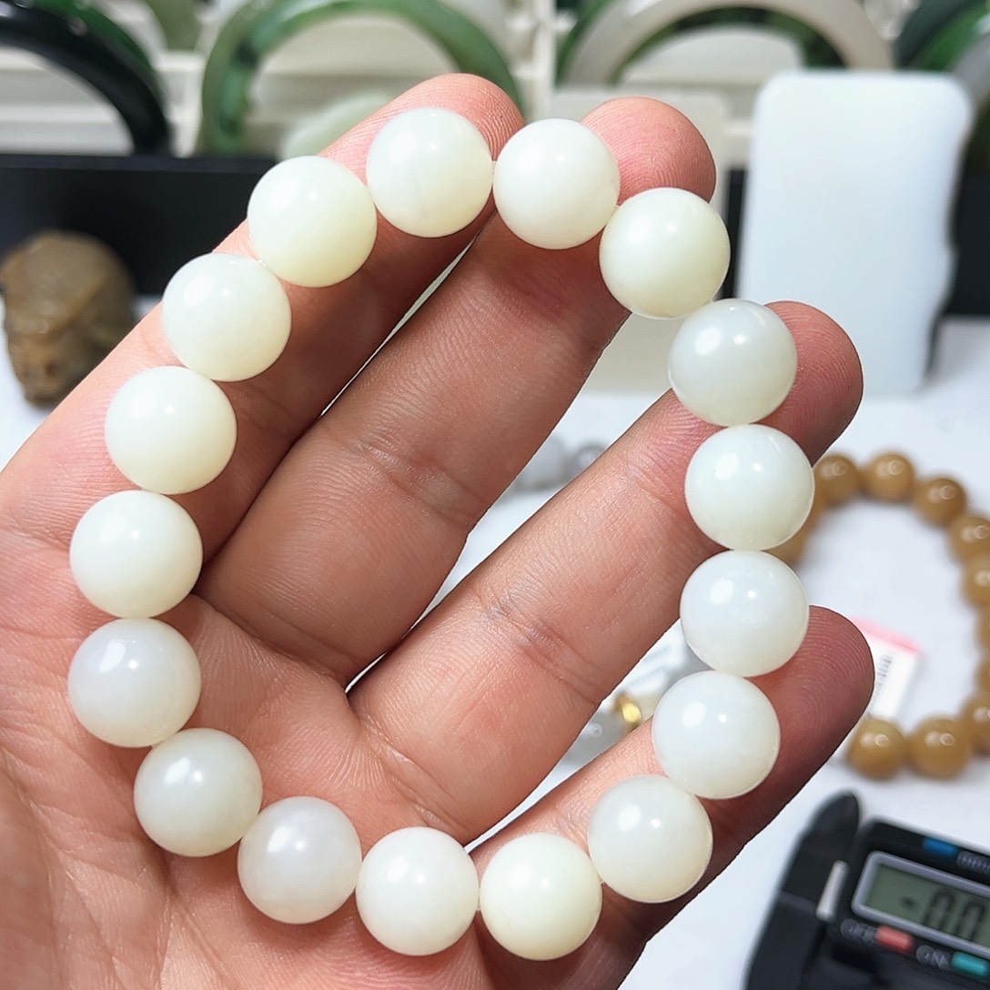 和田玉未镶嵌手链10