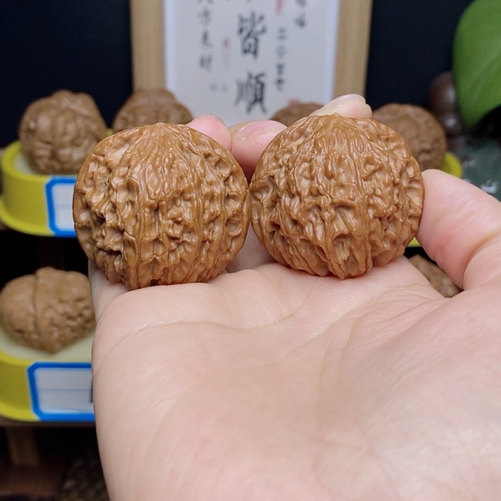 文玩核桃把件磨盘