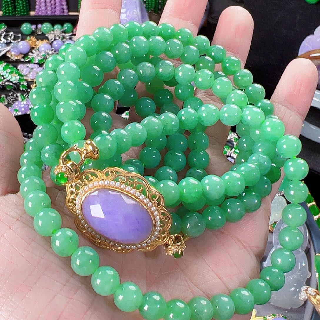 翡翠颈饰18K金镶嵌签收后24小时鉴赏期