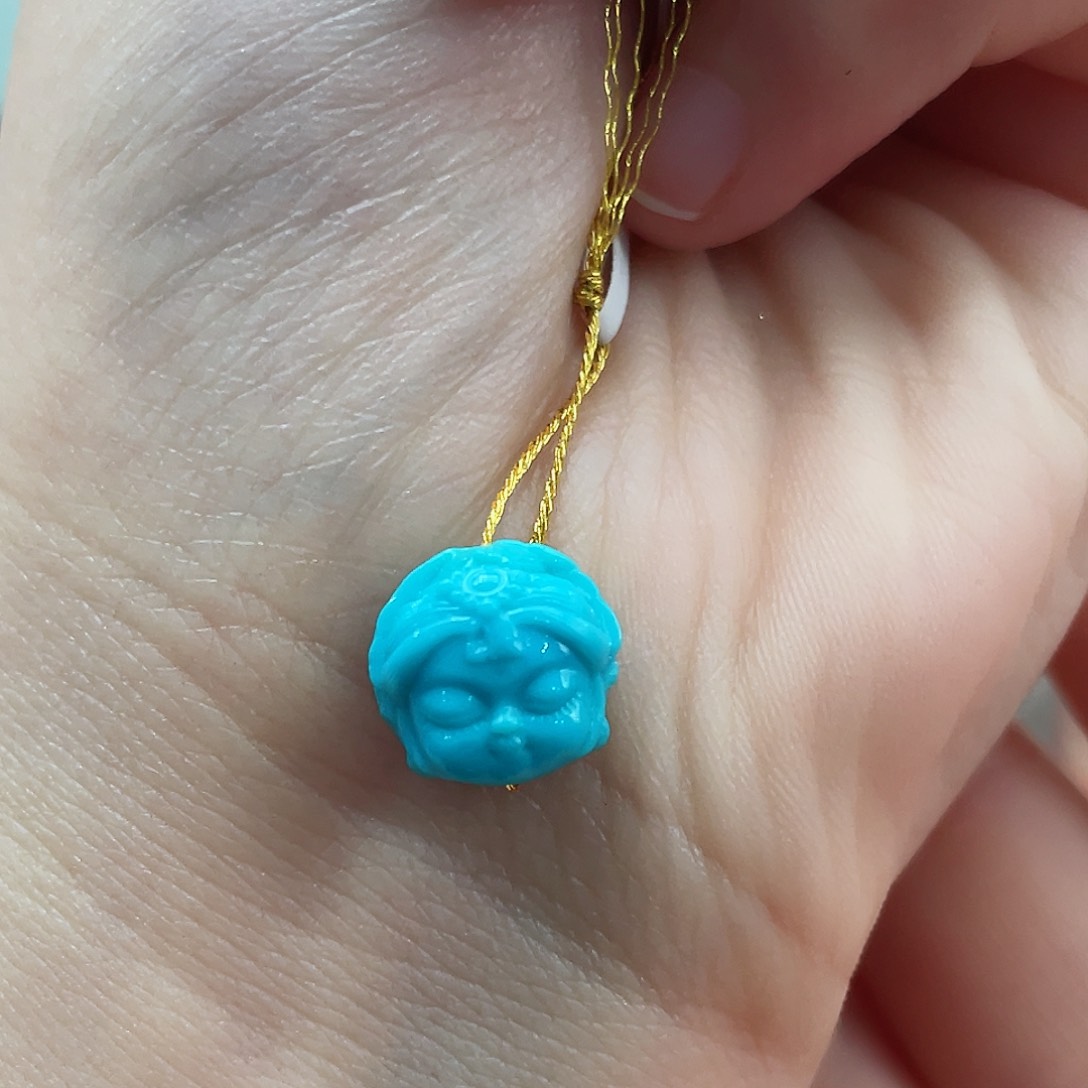 绿松石颈饰未镶嵌