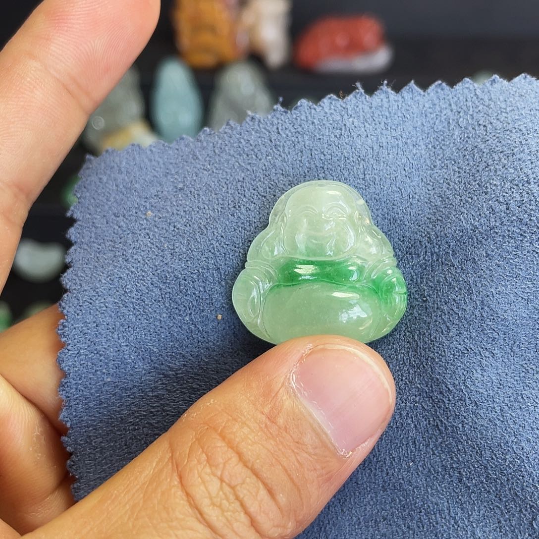 翡翠未镶嵌颈饰翡翠佛公