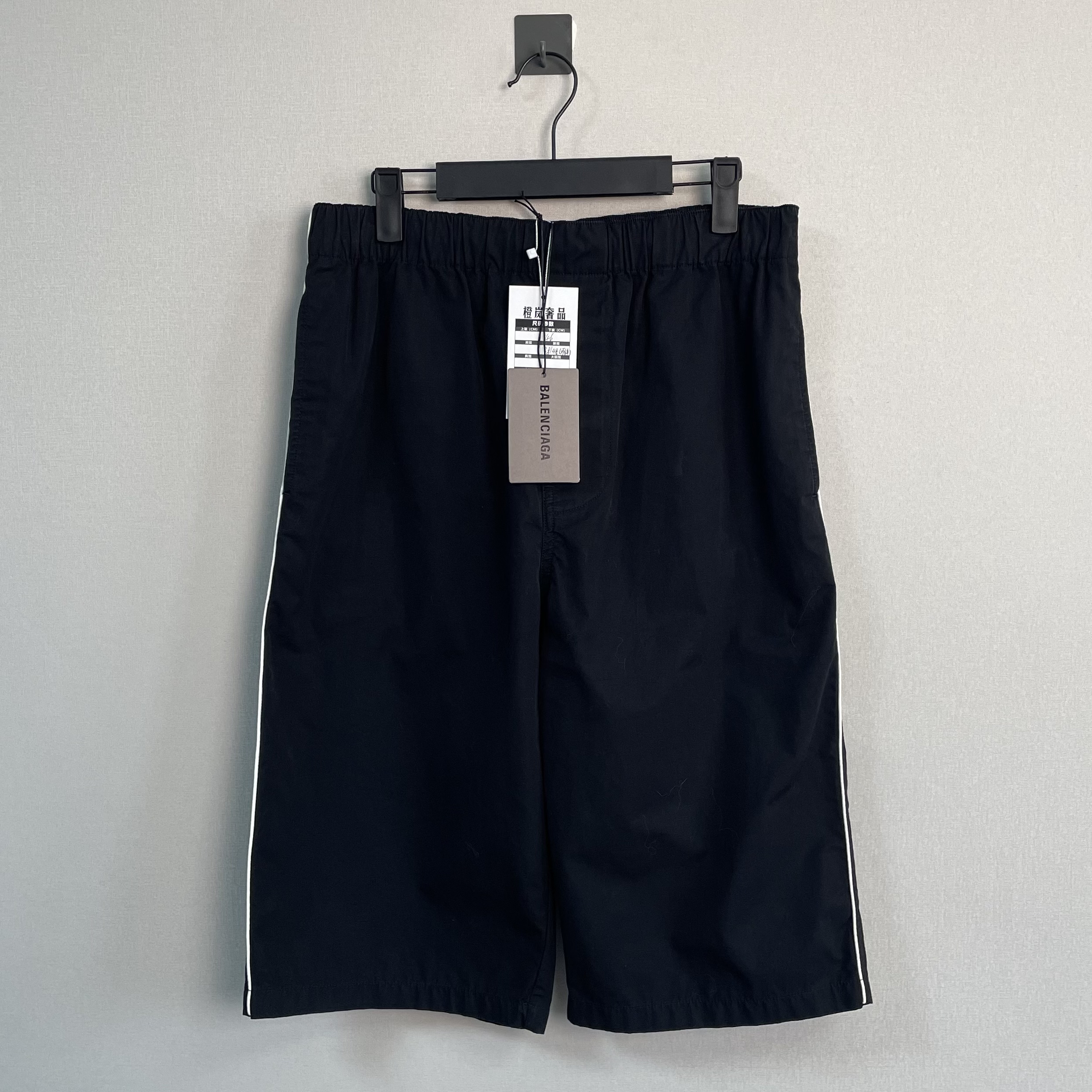 未使用 Balenciaga/巴黎世家 新款字母刺绣短裤/46码/带吊/价8100