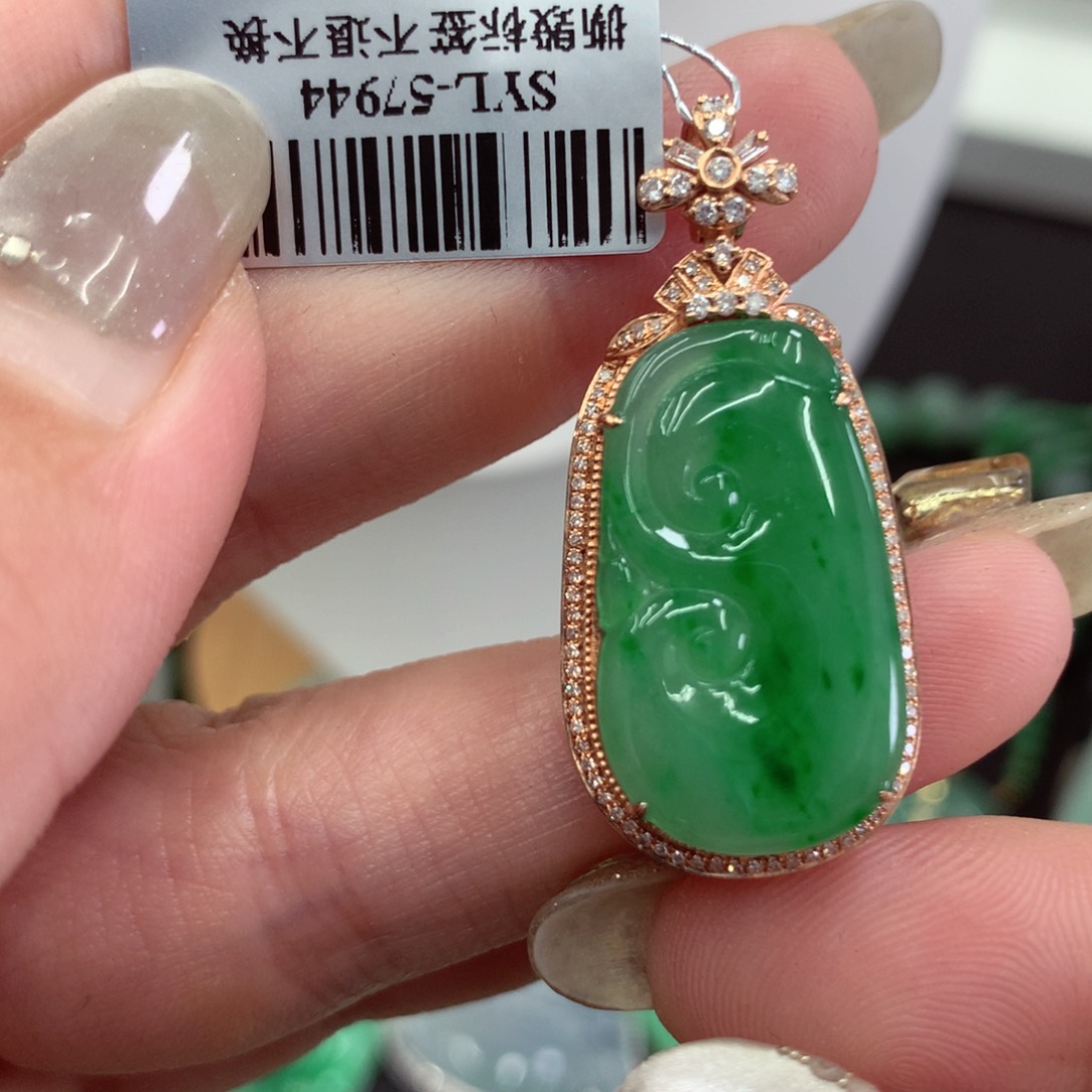 翡翠18K金镶嵌吊坠(不含链)