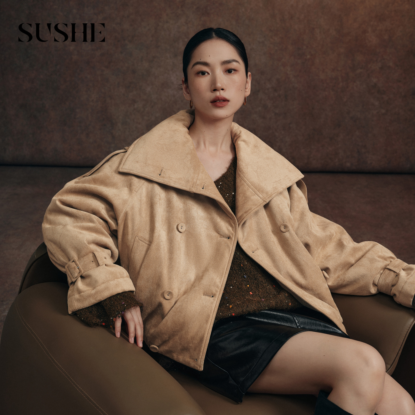 束皙SUSHE 砾暖 复古美拉德 翻立领保暖风衣棉服短外套冬