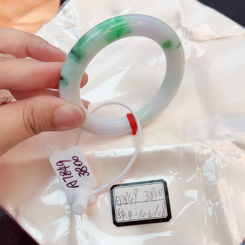 【闪购商品】翡翠手镯未镶嵌天然缅甸翡翠A货