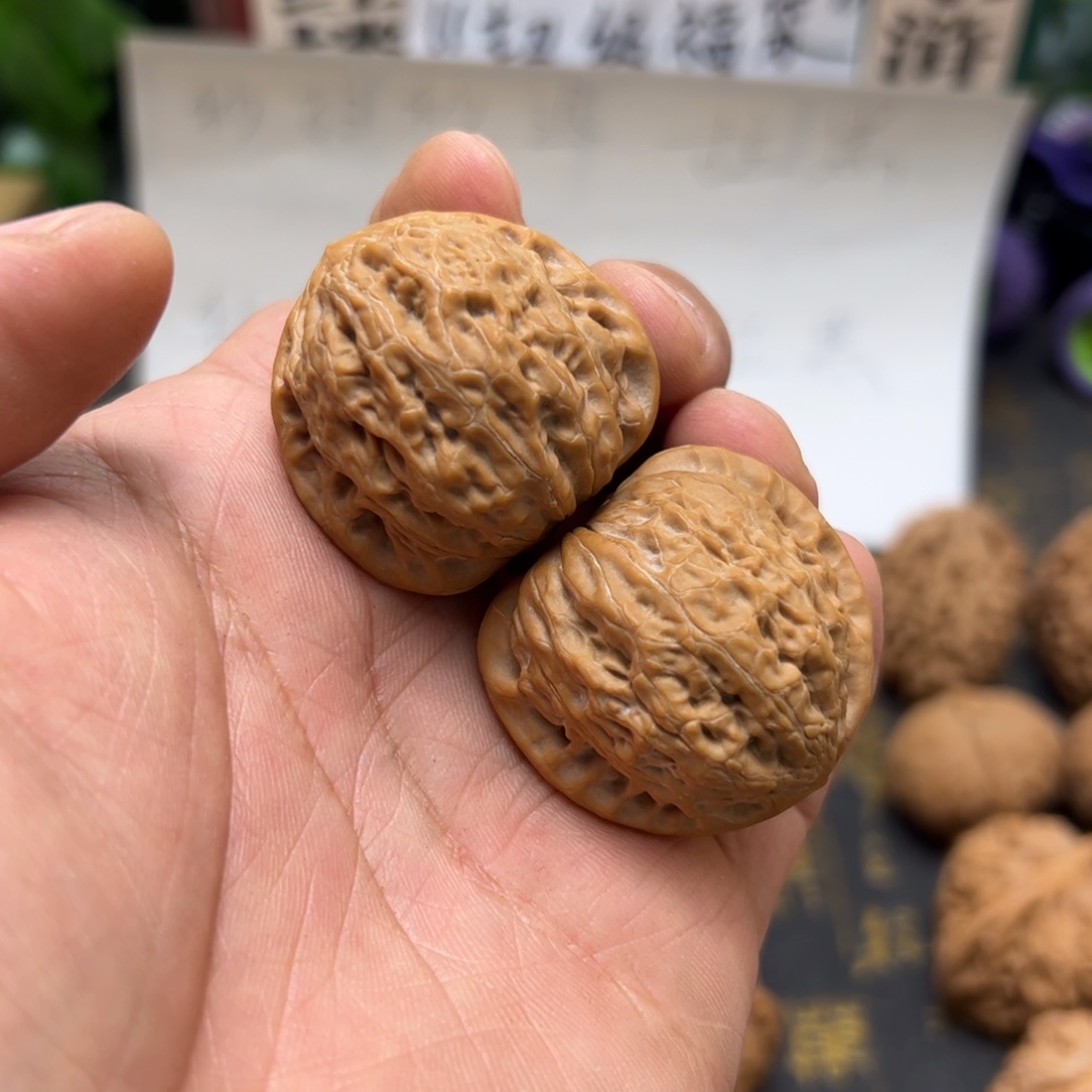 文玩核桃把件36铁锤