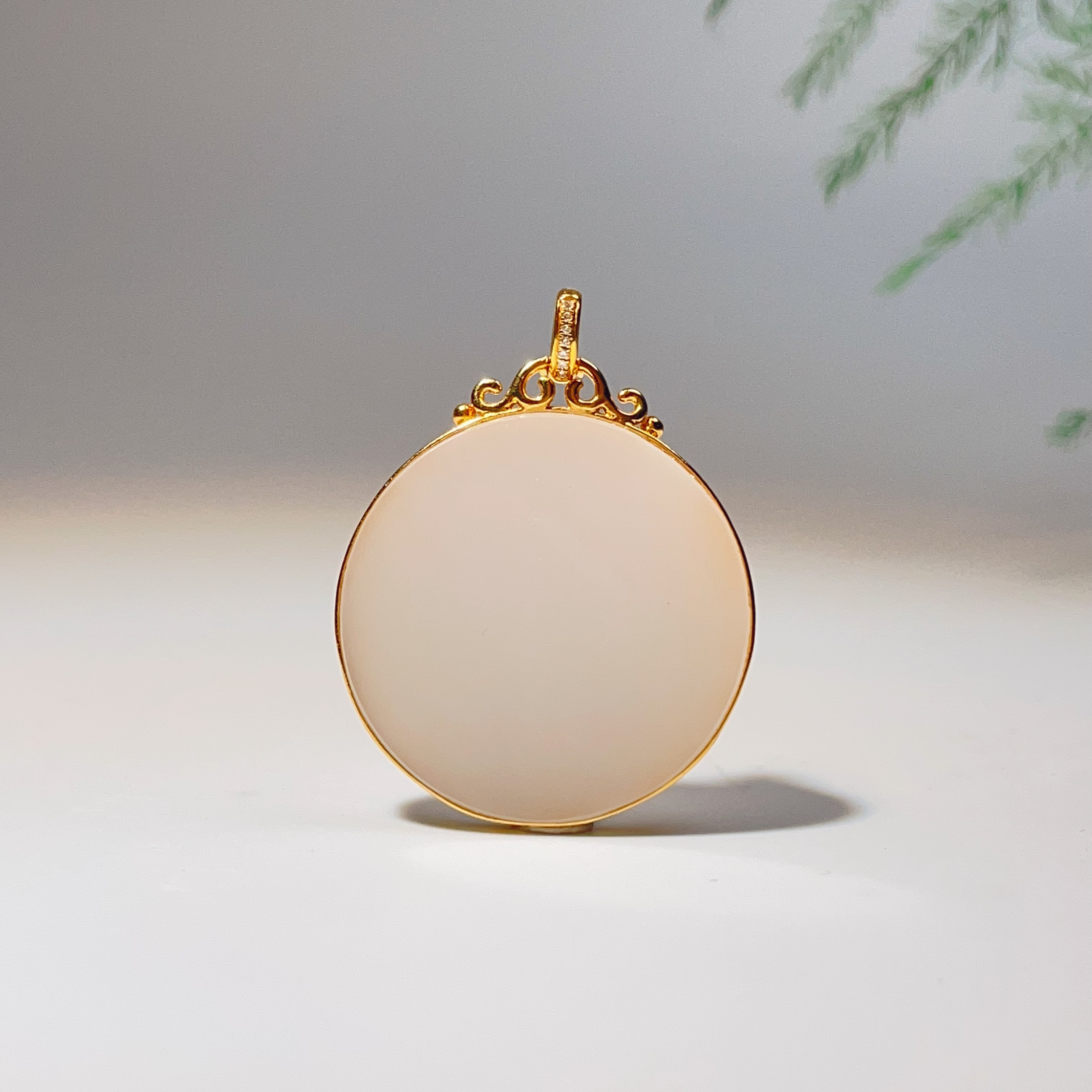 九溪【以安】和田玉天然藕粉18K金镶嵌平安扣简约精美百搭轻奢女款