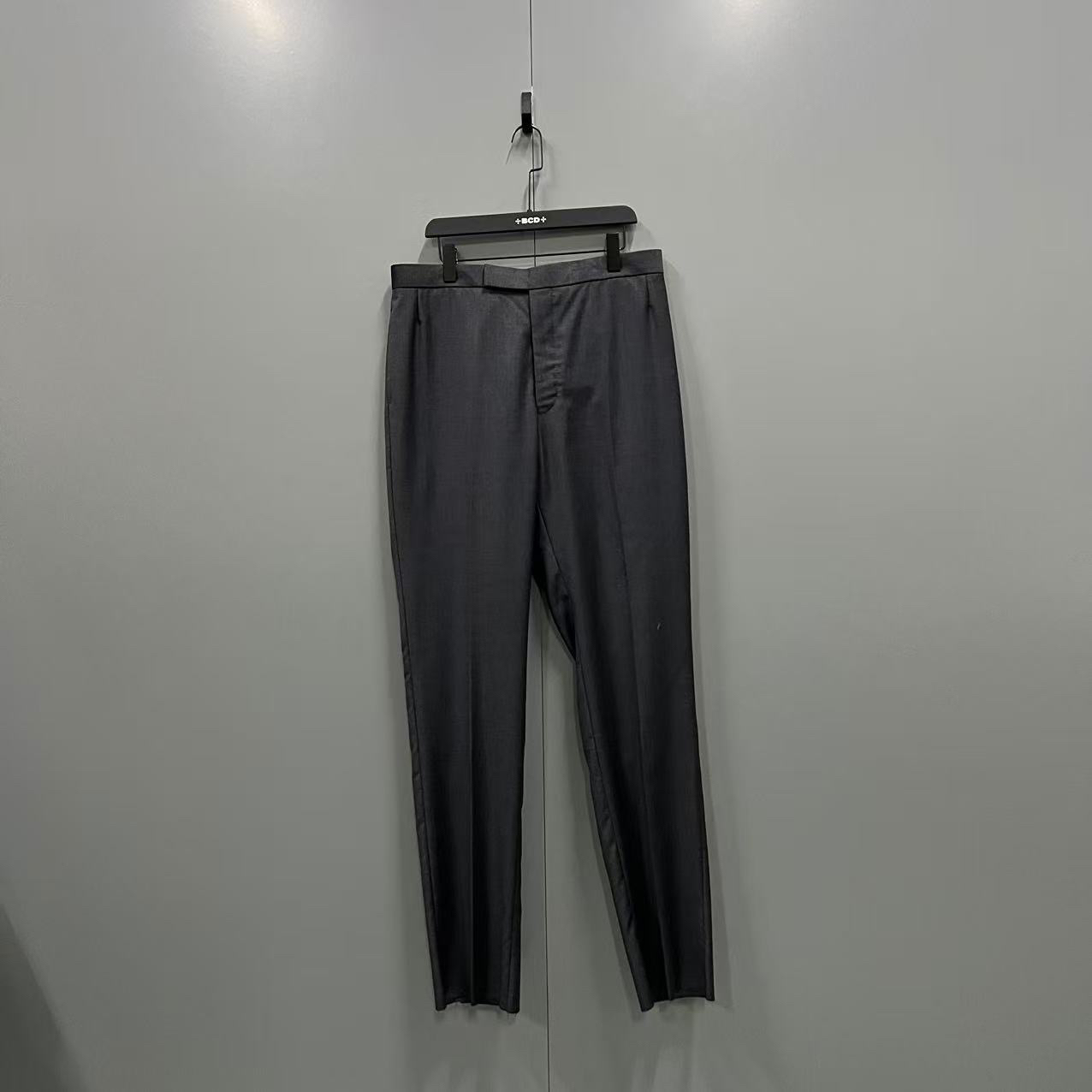 95新 THOMBROWNE (ll) Thom Browne TB 灰色西裤 4码