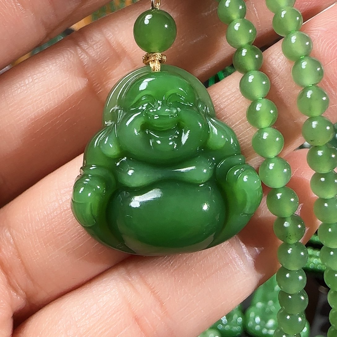 和田玉（碧玉）颈饰18K金镶嵌