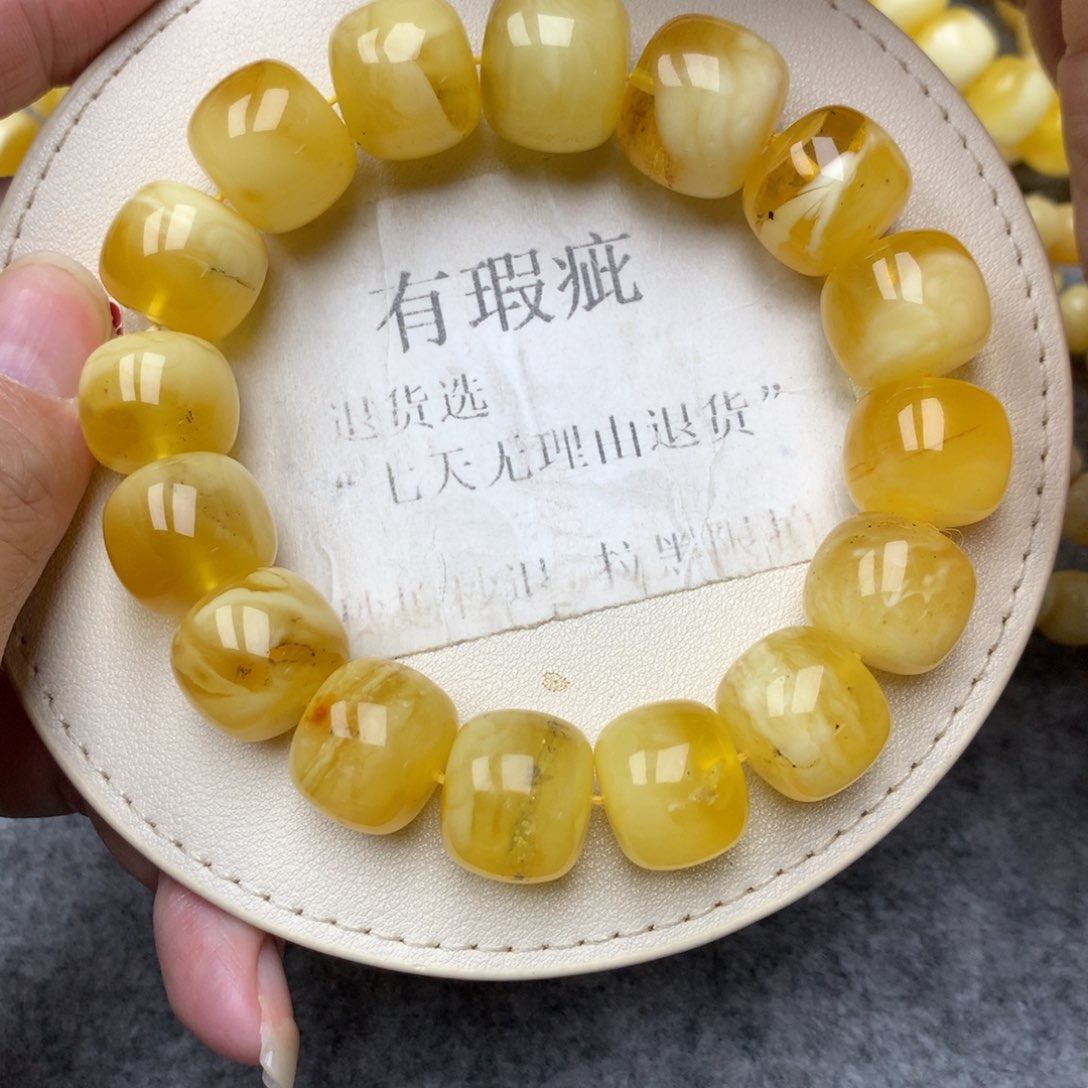 琥珀未镶嵌珠宝奇石22