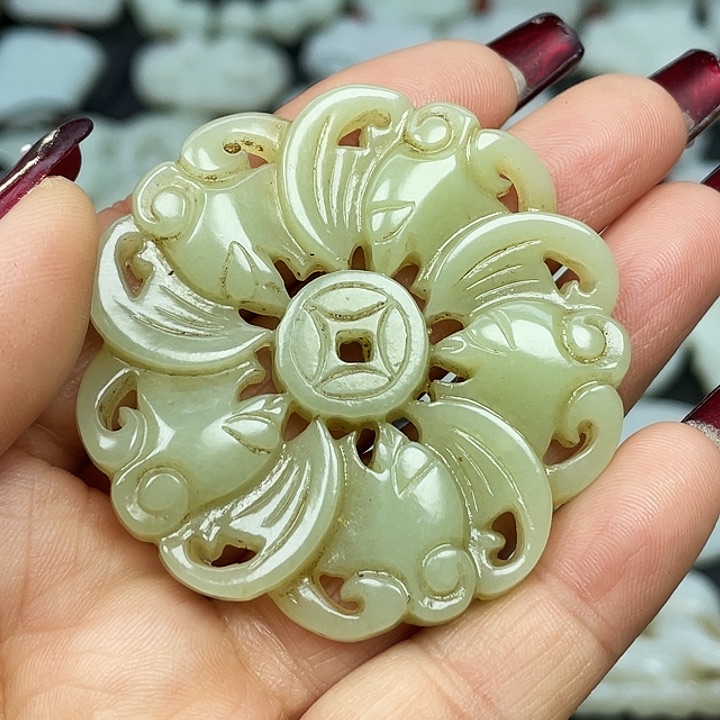 和田玉挂件未镶嵌