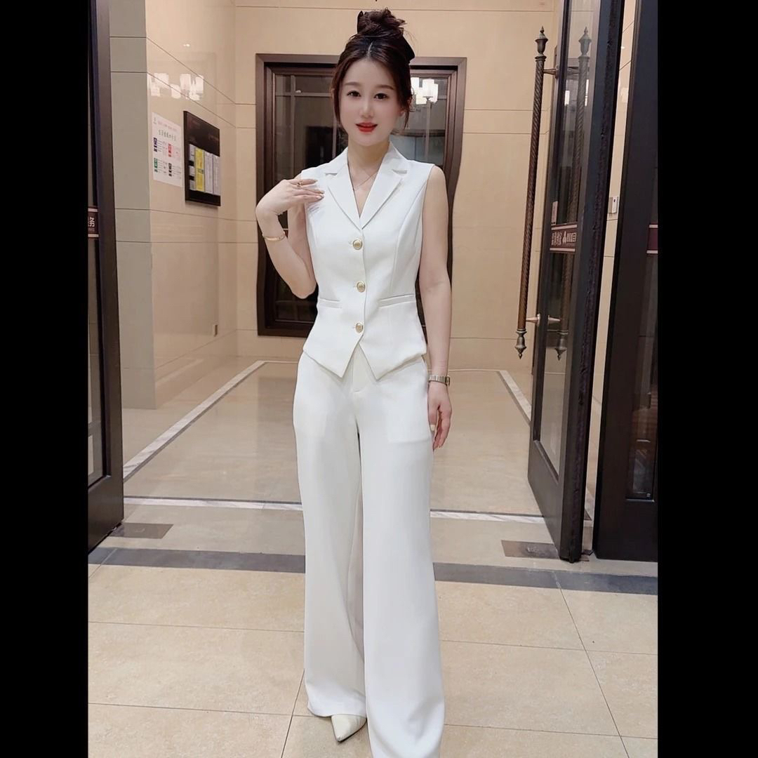 轻熟风夏季高级纯色修身无袖马甲搭配高腰裤子套装显瘦气质洋气