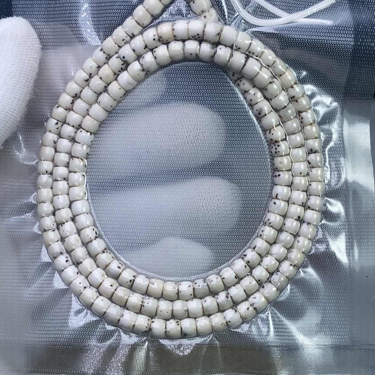 【闪购商品】星月菩提手串一**烟卡5骨瓷白直切108