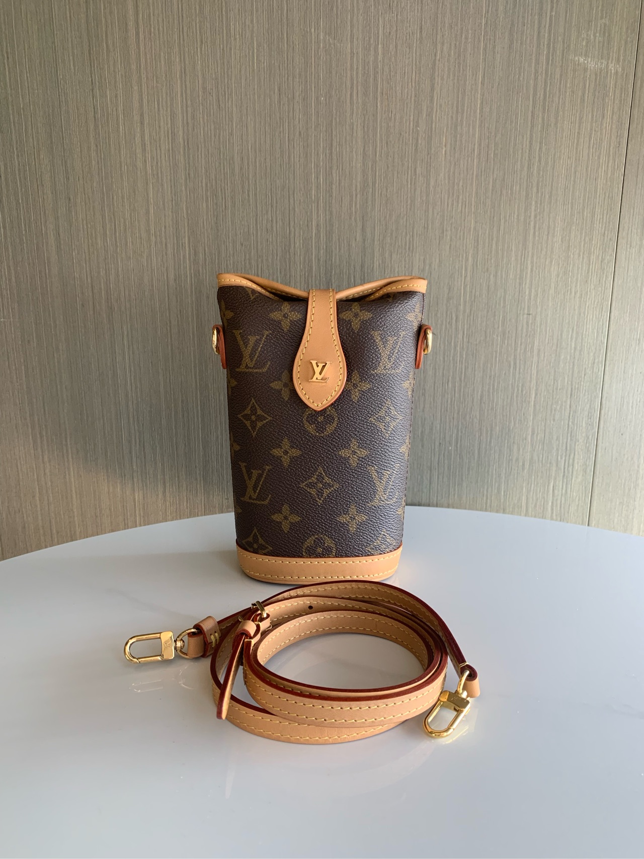 99新 LouisVuitton/路易威登 棕色老花薯条手机包 25年芯片