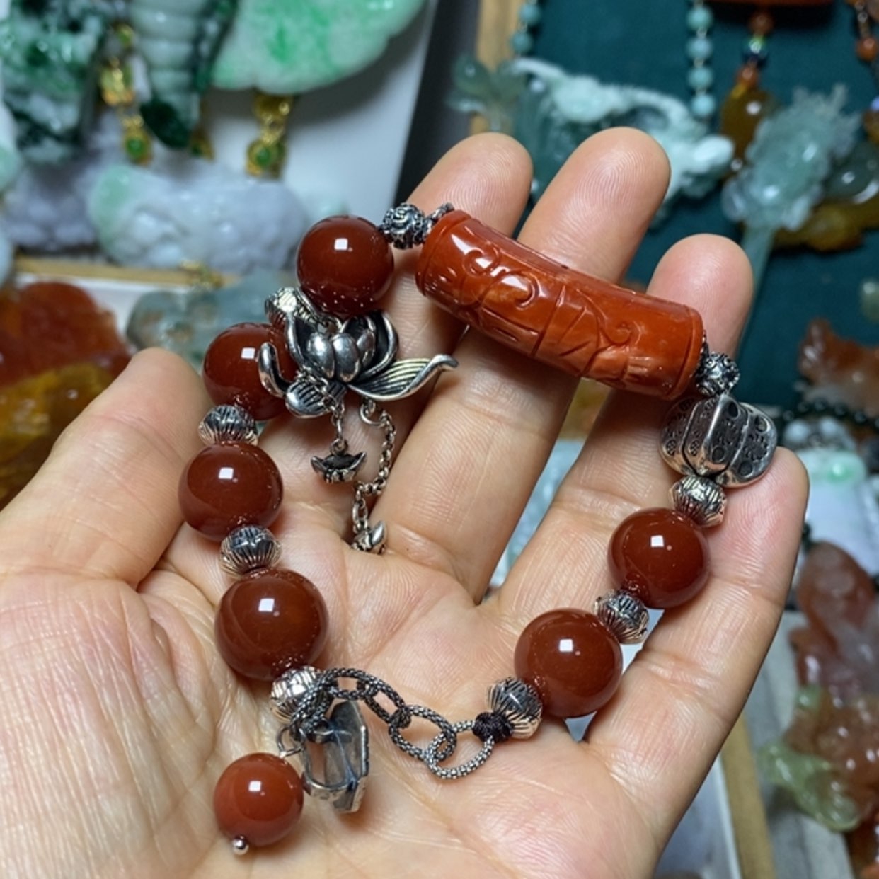 【闪购商品】翡翠吊坠(赠链)未镶嵌