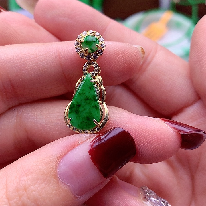 翡翠颈饰银S925镶嵌翡翠