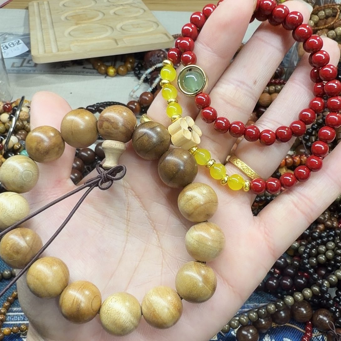 维腊木（绿檀）无事牌