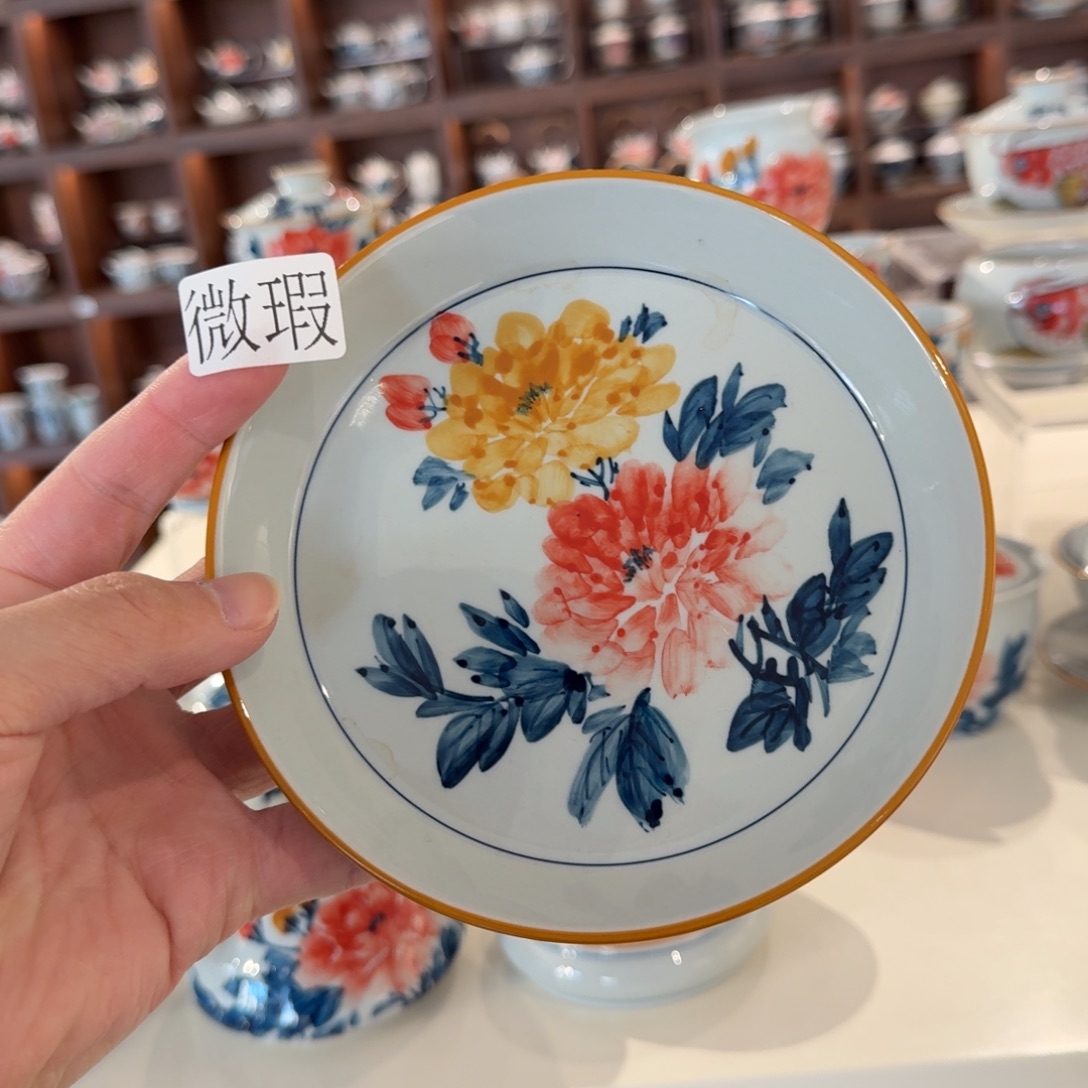 釉下手绘茶具微瑕