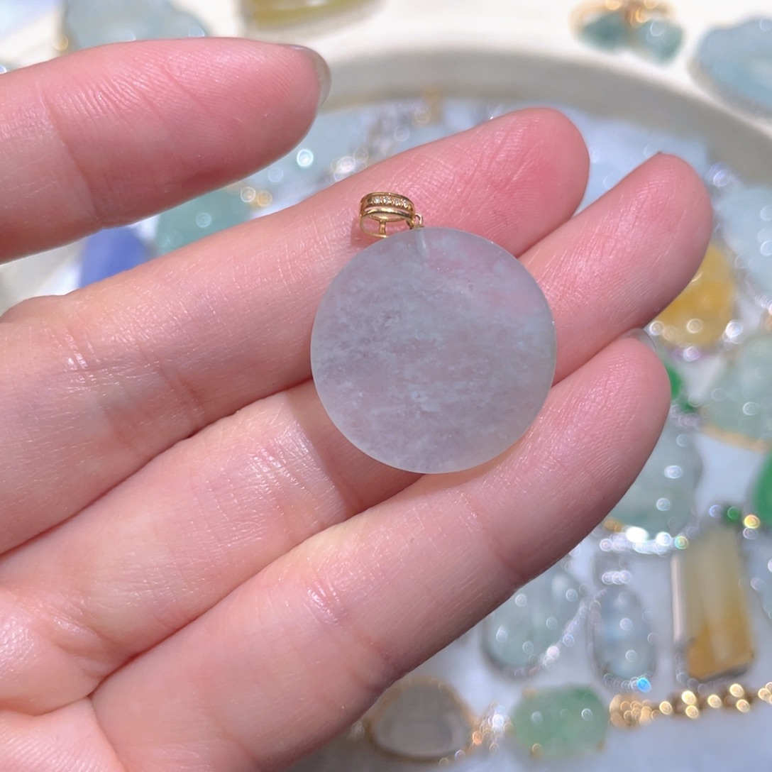 翡翠颈饰18K金镶嵌翡翠