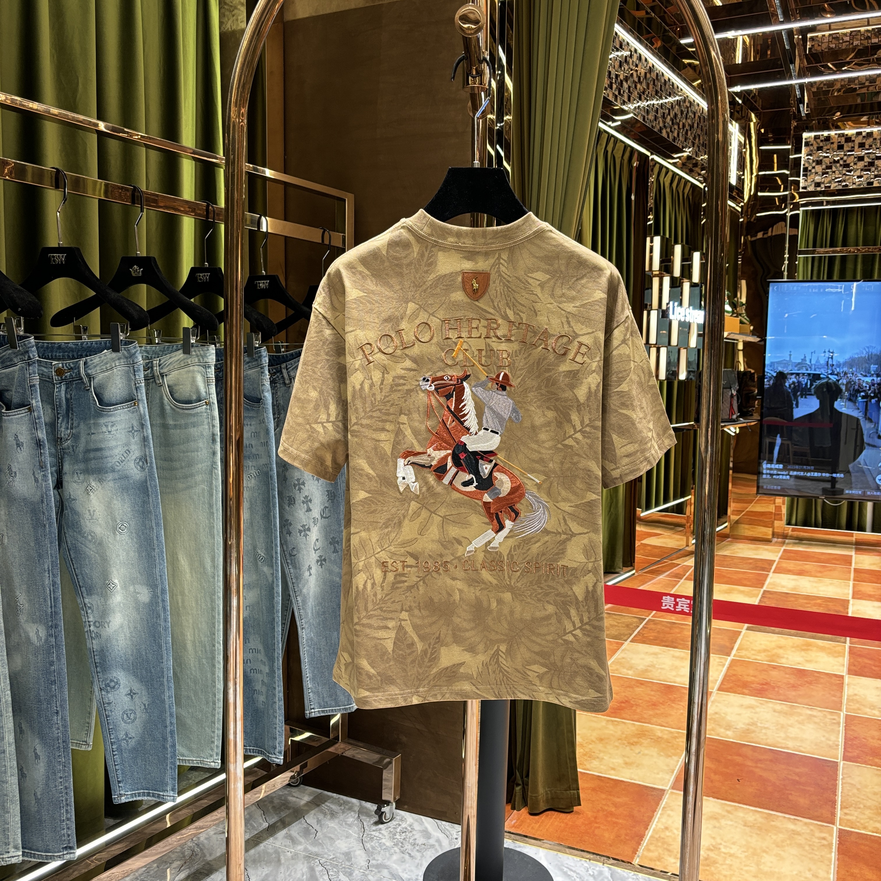 2025夏季时尚潮流百搭英伦风高端刺绣短袖AX-YY25245