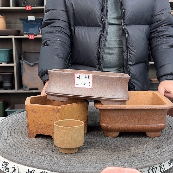 紫砂花盆紫砂的颜色很好看呀