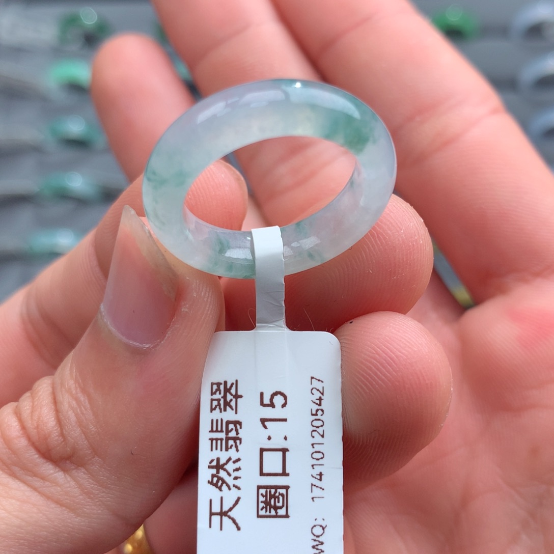 翡翠戒指未镶嵌天然