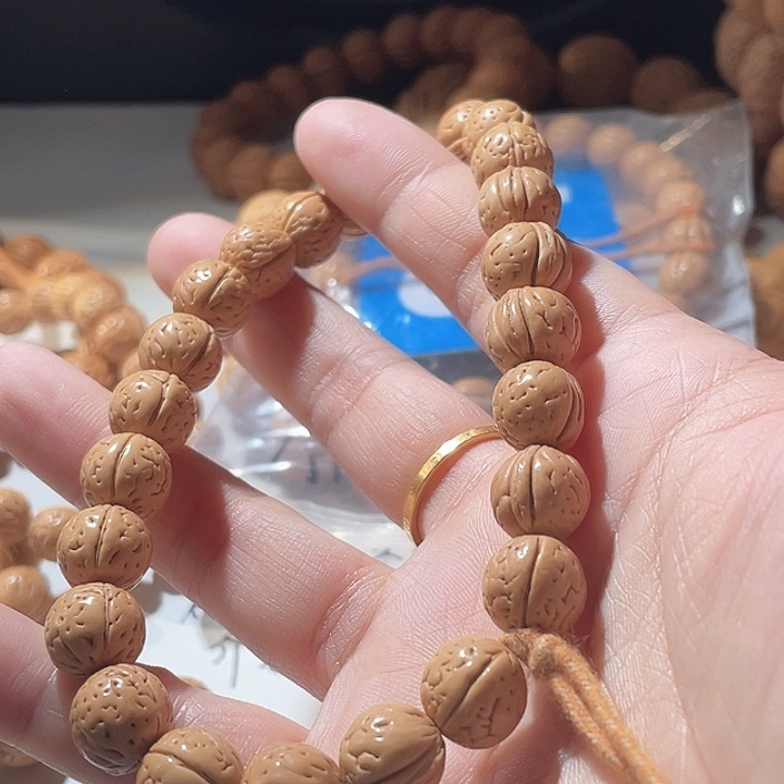 大***环吊坠桃核桃核手串野生25