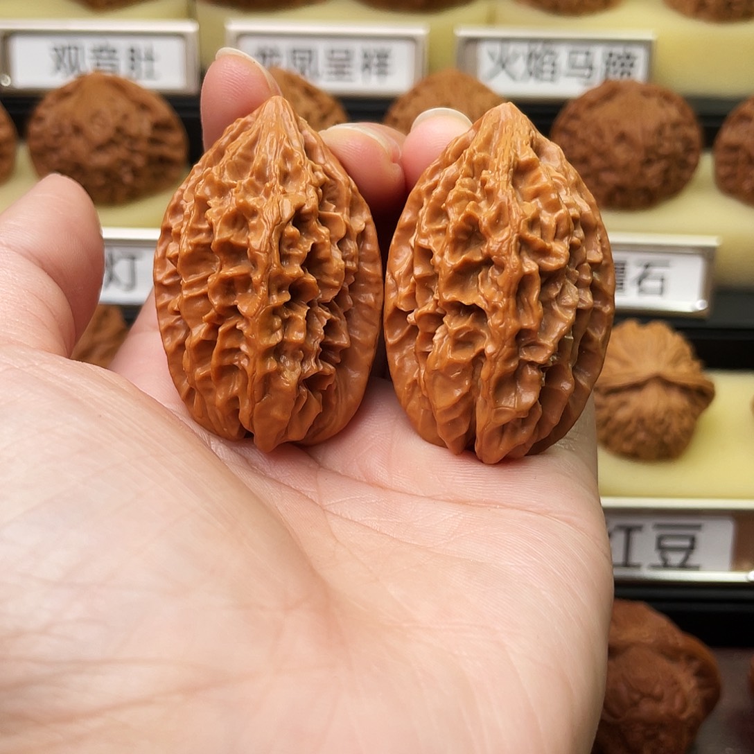 文玩核桃吊坠招财鼠32尺895