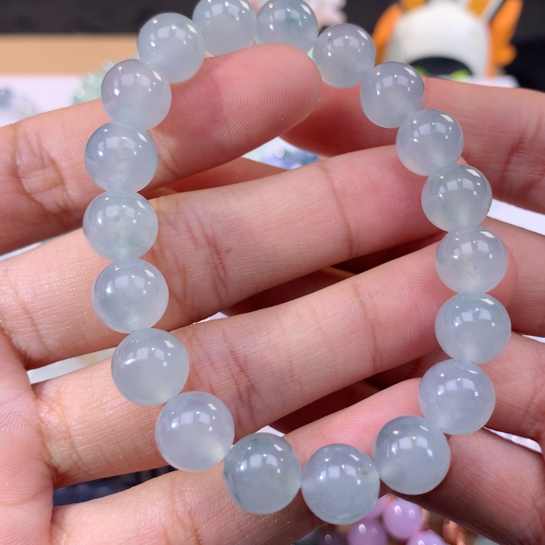 翡翠手链未镶嵌翡翠