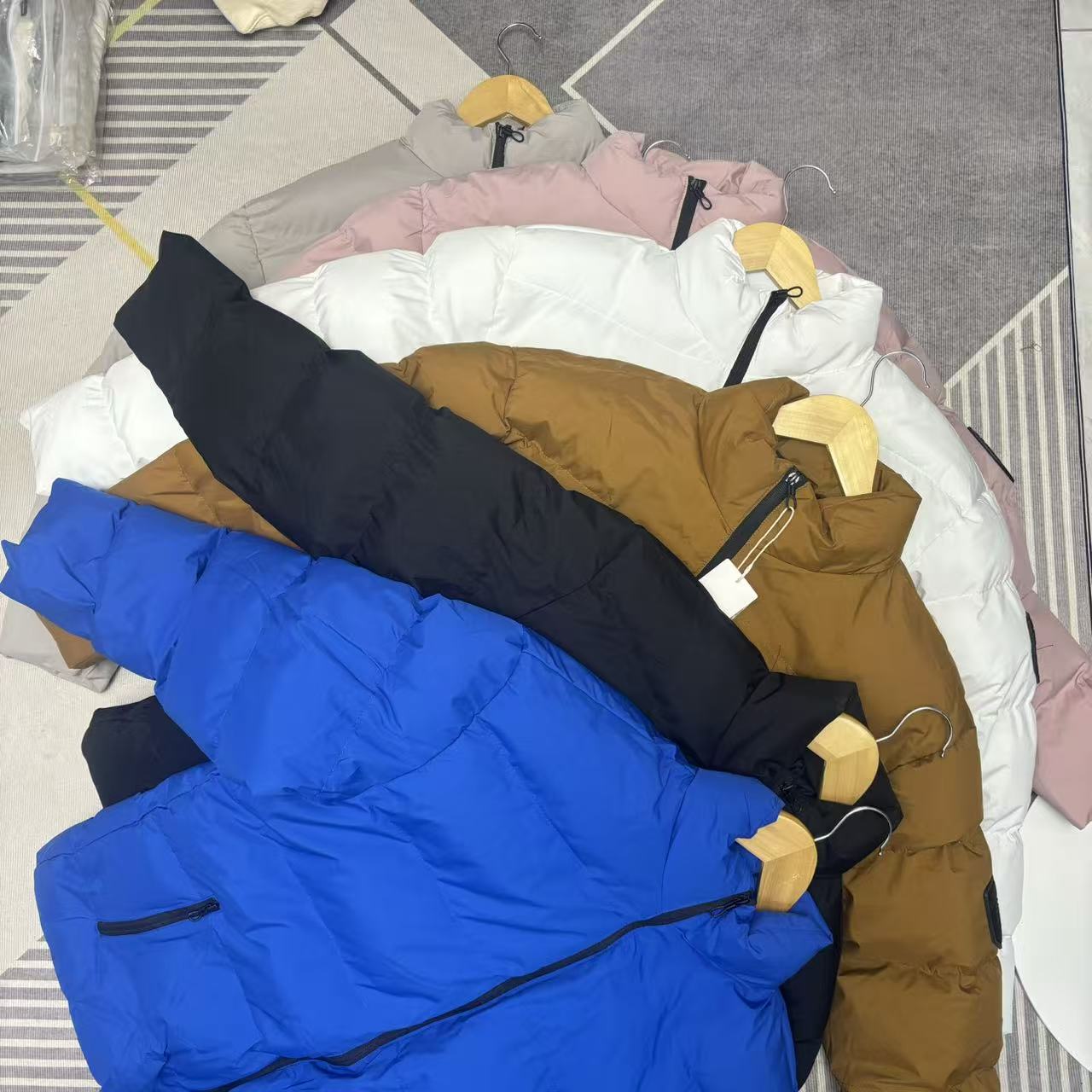 2号｜冬季袖章外套实体店断码清仓