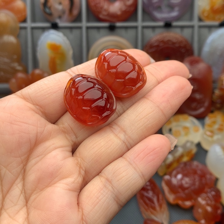 傻***晴玛瑙/玉髓未镶嵌颈饰