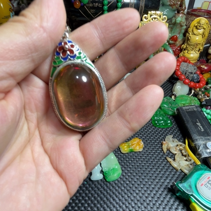 滴血莲花菩提吊坠