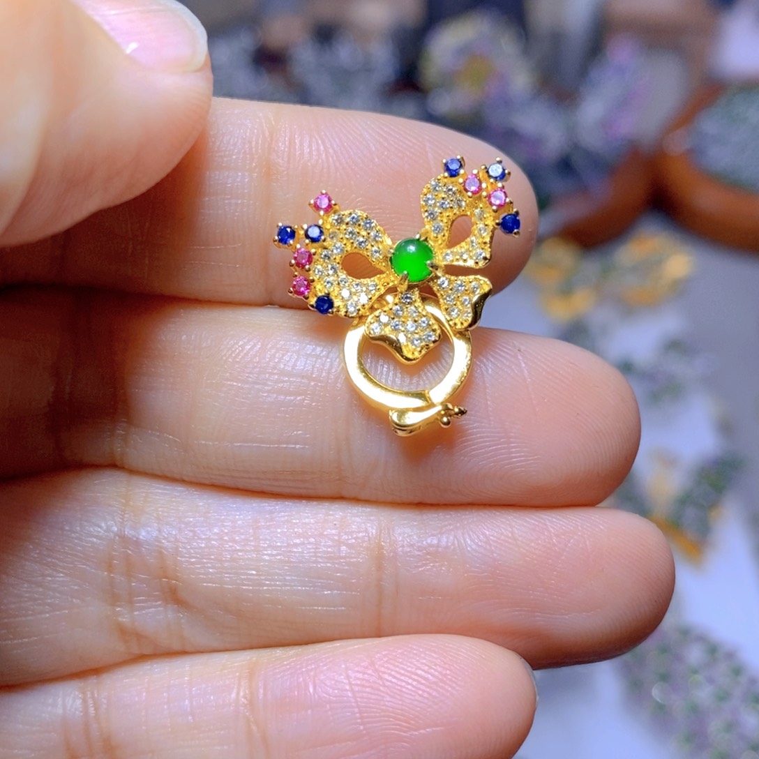 翡翠耳坠银S925镶嵌天然翡翠