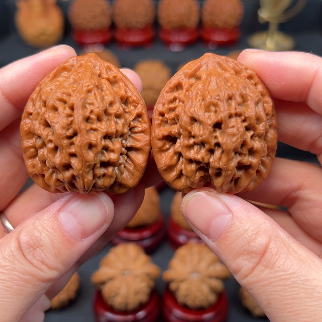 文玩核桃吊坠41全品金公子