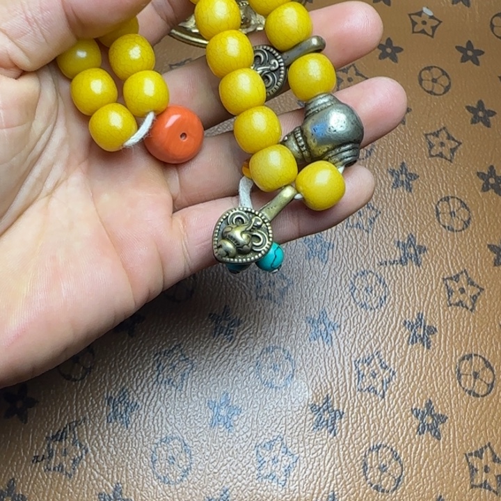 壹***刘吊坠柏香籽/百香籽