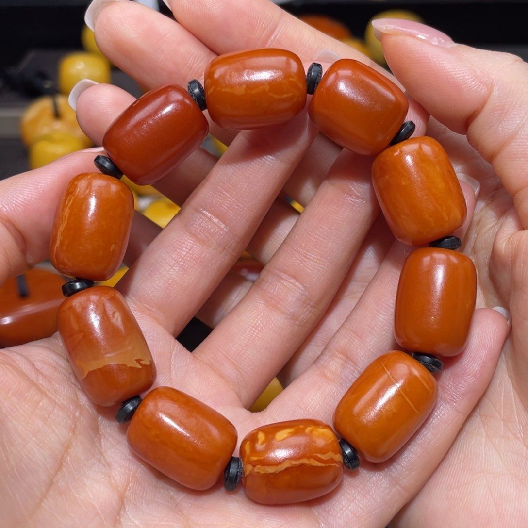 【闪购商品】琥珀裸石未镶嵌手串