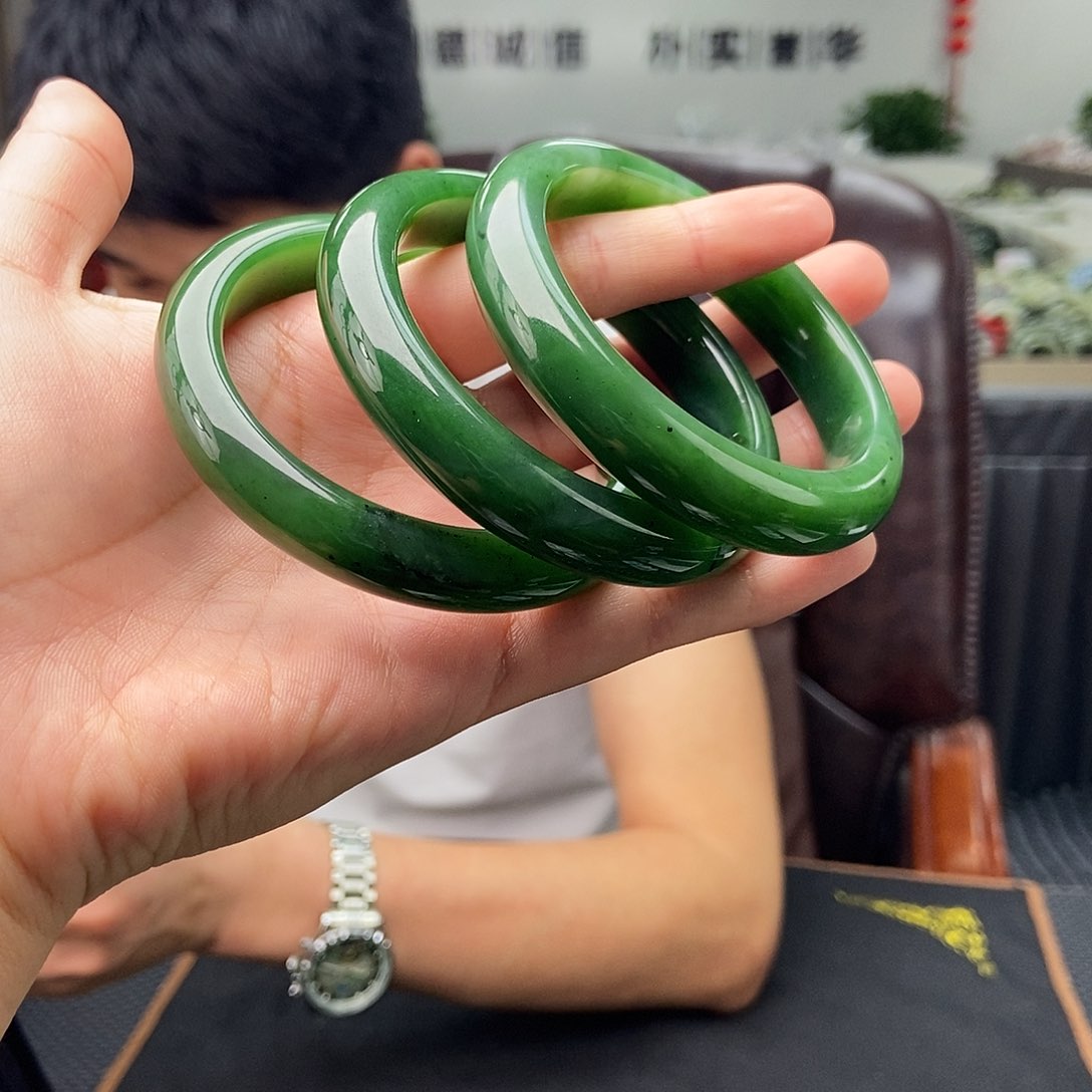 和田玉手镯未镶嵌56-59颜色多样性发拍一发一