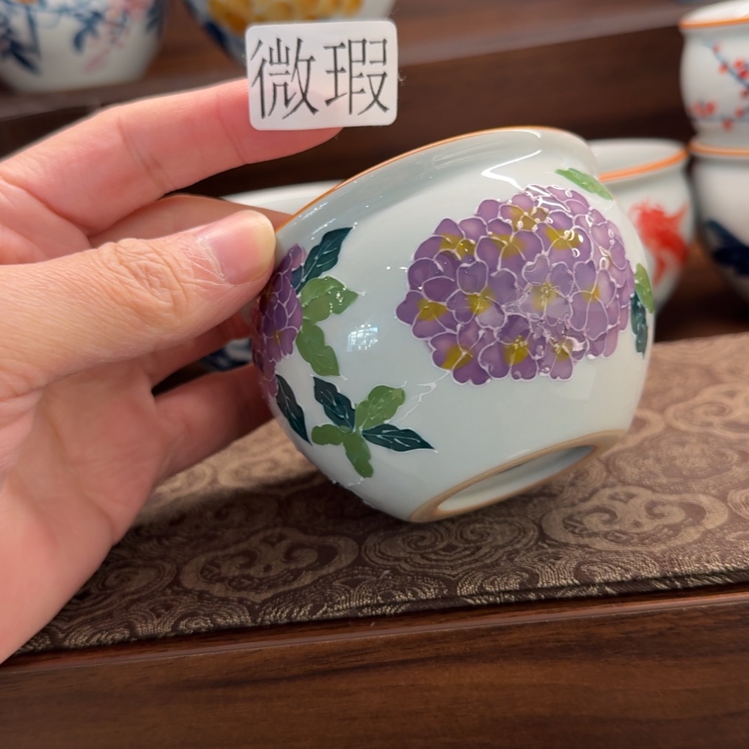 釉下手绘茶具微瑕