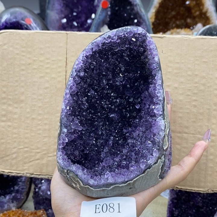 未镶嵌大型摆件（非配饰）紫晶