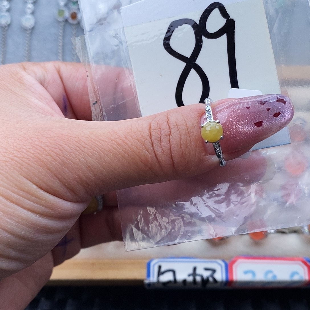 翡翠未镶嵌戒指缅甸