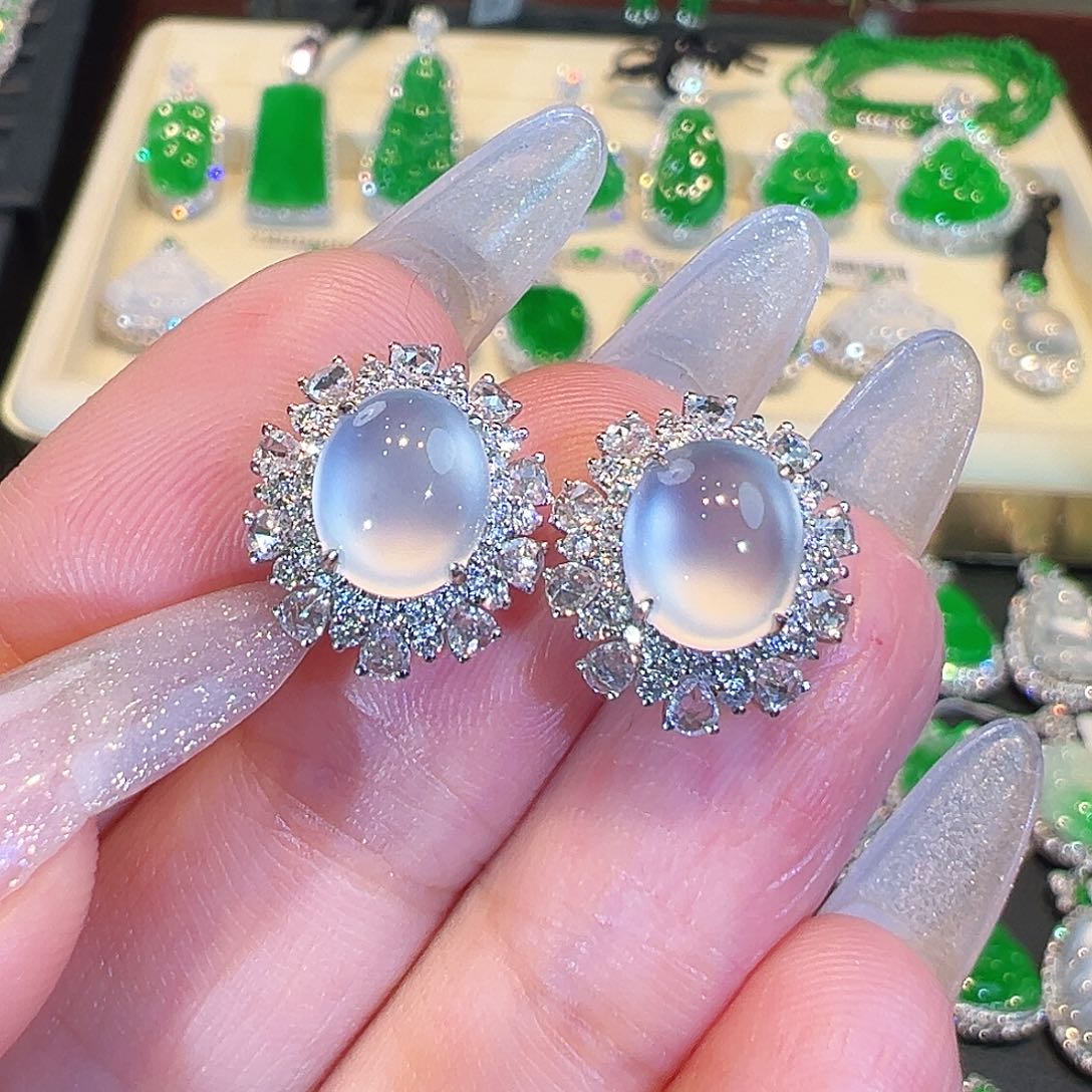 翡翠耳钉18K金镶嵌翡翠