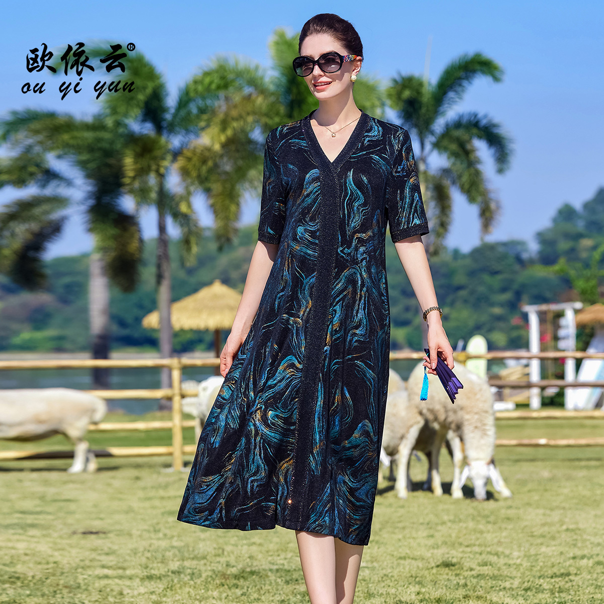 39910欧依云中年妈妈夏装宽松裙子洋气显瘦2025新款高贵气质大码