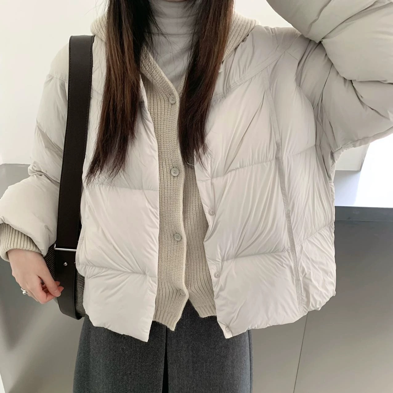 "小美好"韩版气质90白鸭绒拼接针织连帽羽绒服设计款外套秋冬上衣